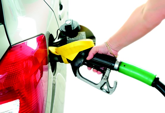 Petrobras reajusta preço do gasolina e do diesel Petrobras reajusta preço do gasolina e do diesel