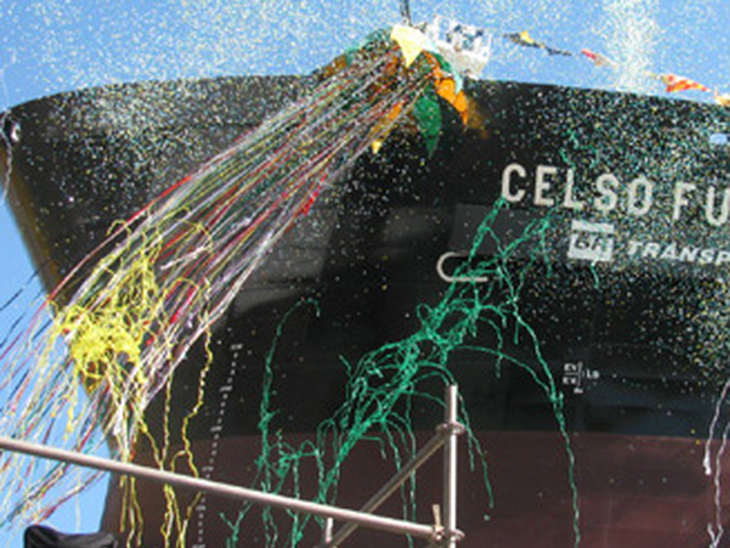 Celso Furtado foi lançado em mar fluminense ontem