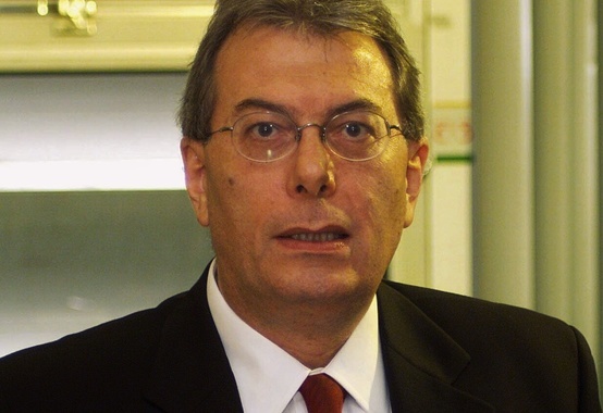 Reservas são estratégicas e produtos são commodities, por Armando Cavanha Reservas são estratégicas e produtos são commodities, por Armando Cavanha