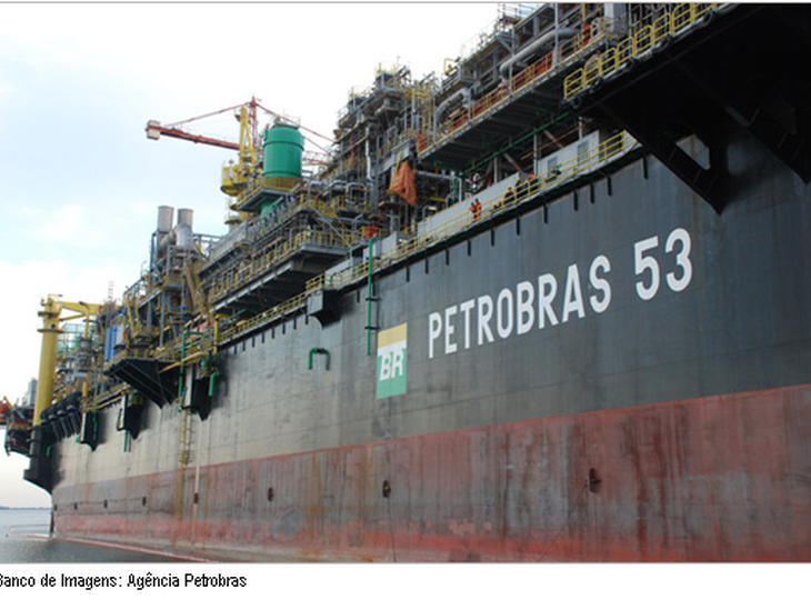Manutenção de plataformas reduz produção da Petrobras em junho