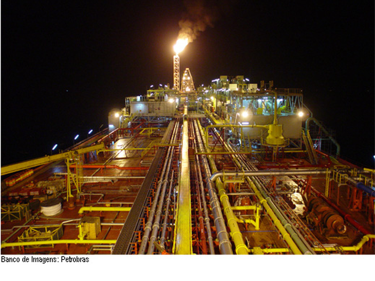 Pelo terceiro mês consecutivo, produção de petróleo fica acima de 2,2 milhões de barris/dia