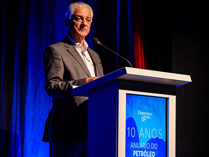 No lançamento do Anuário do Petróleo no Rio, empresários destacam que o óleo é mola propulsora do desenvolvimento no estado e no país