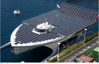 Barco movido a energia solar conclui primeira volta ao mundo