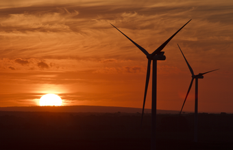 Investidores internacionais descobrem no Brasil os melhores ventos do mundo para fazendas de energia eólica  