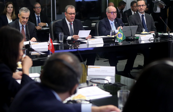 Bento Albuquerque destaca as oportunidades de investimentos no setor de energia durante IV Reunião do BRICS