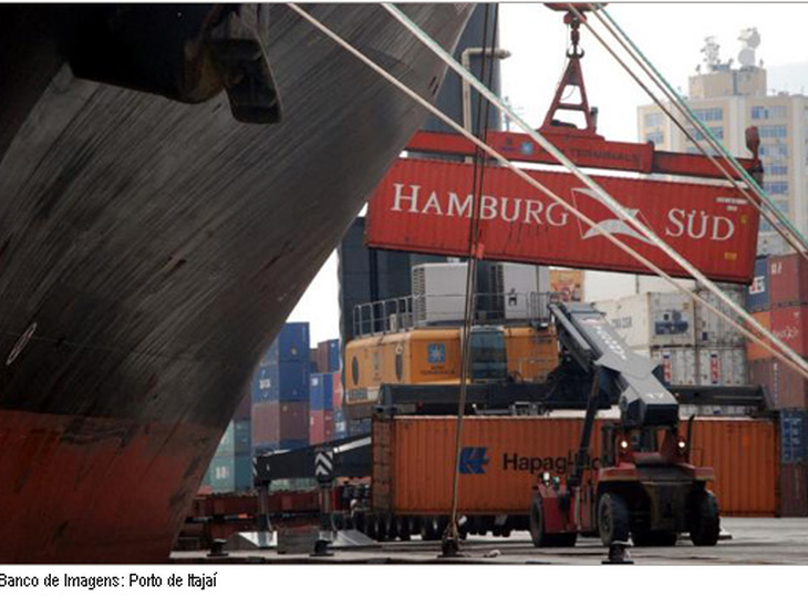 Complexo do Itajaí registra movimentação histórica em agosto