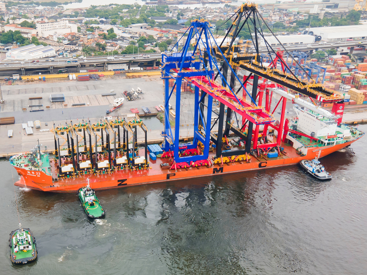 MultiRio recebe novo Portainer e amplia capacidade de movimentação de cargas do Porto do Rio de Janeiro