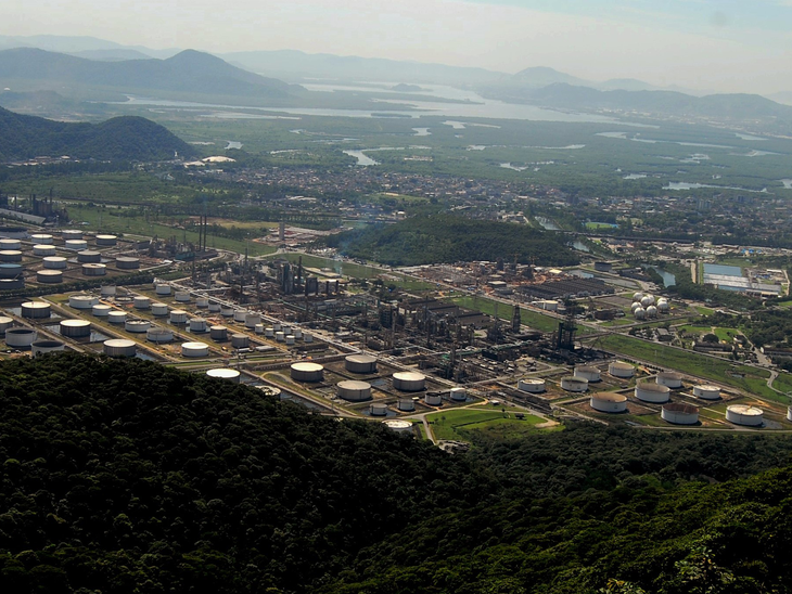 Refinaria da Petrobras em Cubatão produzirá até 10 mil metros cúbicos de Diesel S-10 por dia