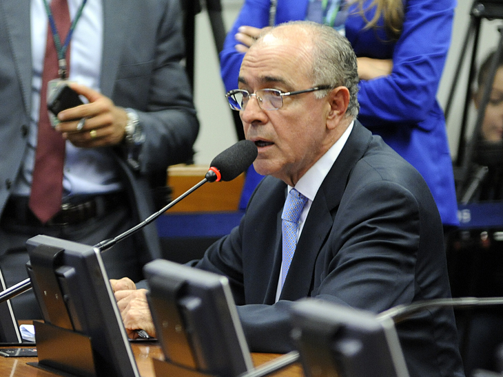 Aleluia apresenta parecer favorável a fim de exclusividade da Petrobras