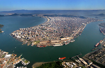 Antaq recebe contribuições sobre processo de arrendamento de área do Porto de Santos