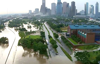 O furacão Harvey é um desastre humanitário para região do Texas