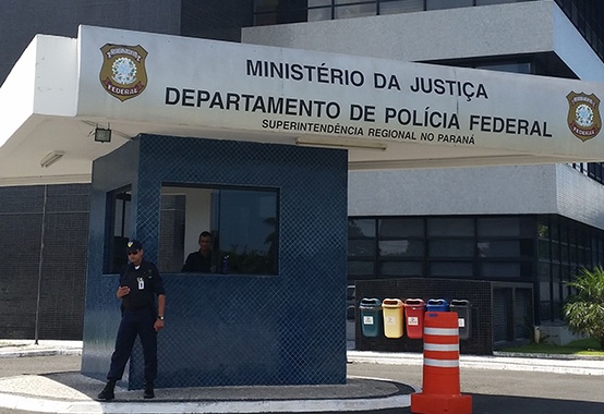 PF deflagra nova fase da Operação Lava Jato em três estados PF deflagra nova fase da Operação Lava Jato em três estados