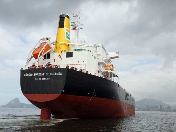 Transpetro comemora dois anos de operação do navio Sérgio Buarque de Holanda