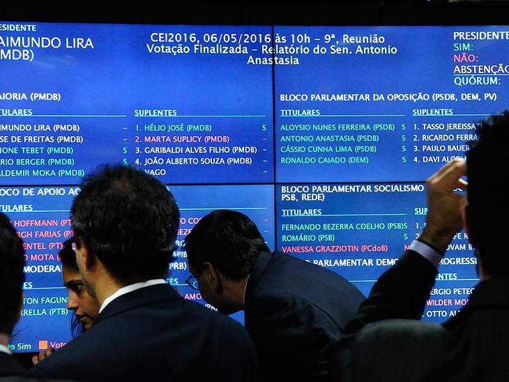 Processo de impeachment é aceito pela Comissão Especial 