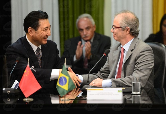 A chinesa China Three Gorges assumiu a concessão das usinas Jupiá e Ilha Solteira no Rio Paraná A chinesa China Three Gorges assumiu a concessão das usinas Jupiá e Ilha Solteira no Rio Paraná