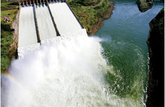 Itaipu quer romper a barreira dos 100 milhões de MWh em 2012