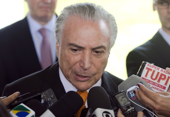 Temer receberá notificação do afastamento de Dilma no Palácio do Jaburu Temer receberá notificação do afastamento de Dilma no Palácio do Jaburu