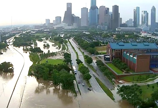 O furacão Harvey é um desastre humanitário para região do Texas O furacão Harvey é um desastre humanitário para região do Texas