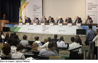 Mais realista, Petrobras reduz meta de produção de petróleo
