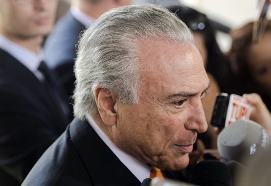 Em Goa, na Índia, Temer diz que Brasil começa a entrar nos trilhos Em Goa, na Índia, Temer diz que Brasil começa a entrar nos trilhos