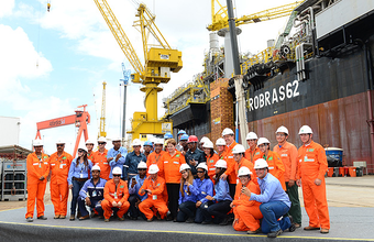 Petrobras conclui obras da P-62
