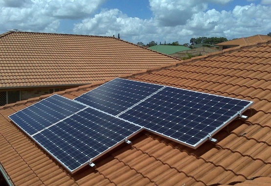 Em oito anos, 1,2 milhão de residências vão gerar sua própria energia Em oito anos, 1,2 milhão de residências vão gerar sua própria energia