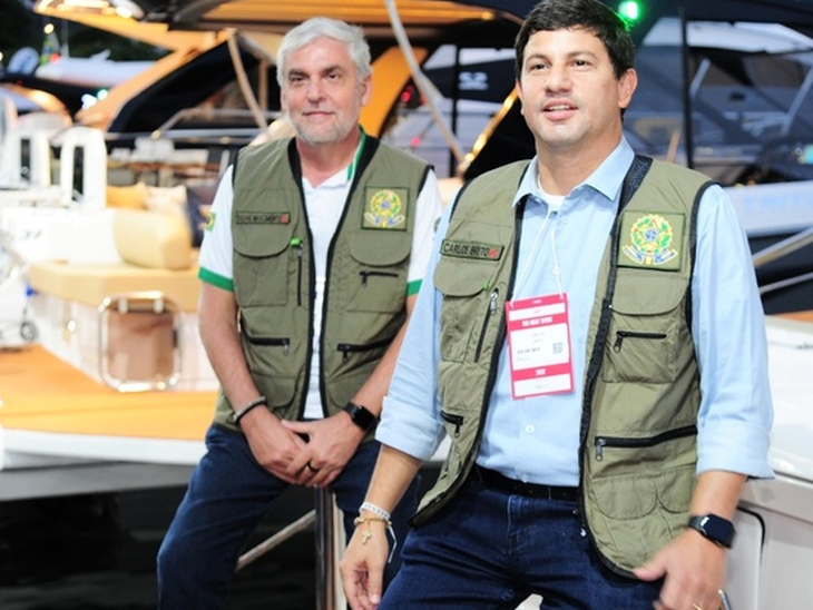 Novo Ministro do Turismo, Carlos Brito, vista o Rio Boat Show 2022