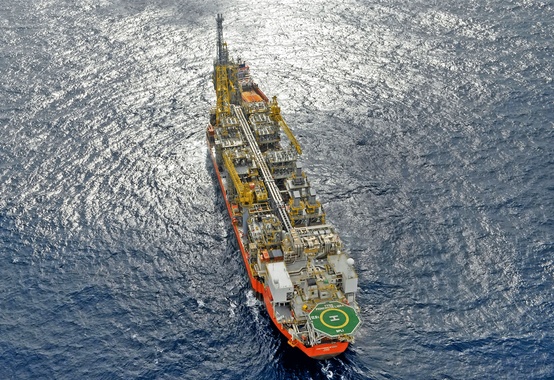 No mês fevereiro o Brasil produziu 3,783 milhões de petróleo e GN por dia, informação divulgada no Boletim Mensal da ANP No mês fevereiro o Brasil produziu 3,783 milhões de petróleo e GN por dia, informação divulgada no Boletim Mensal da ANP