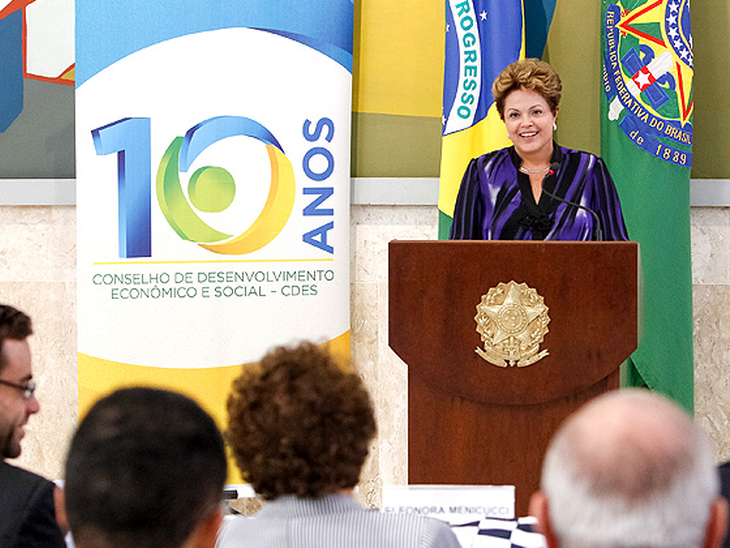 No encerramento da reunião do CDES, Dilma defende redução de taxas