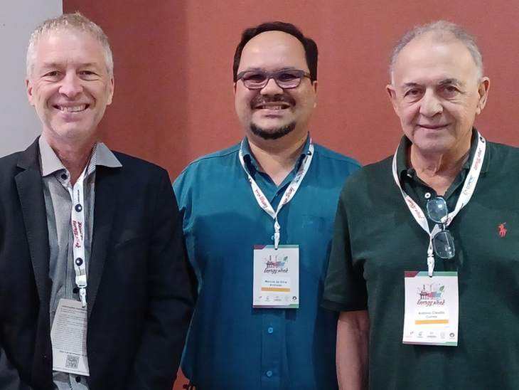 Óleo & gás continuará essencial até 2050, dizem especialistas na Energy Week