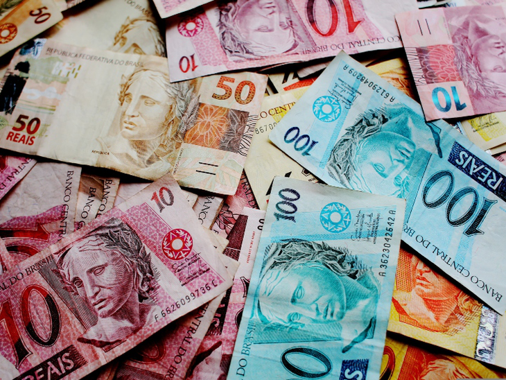 Firjan vê início da queda da Selic como positivo para a indústria, mas condiciona avanço a rigor fiscal