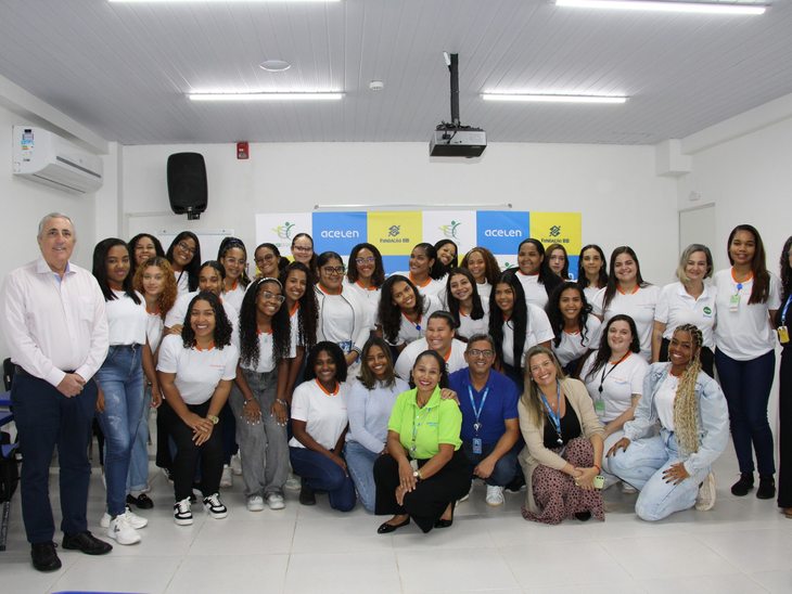 Acelen e SENAI certificam técnicas em petroquímica