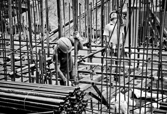 CNI: produção industrial cresce e emprego no setor fica estável no mês de outubro CNI: produção industrial cresce e emprego no setor fica estável no mês de outubro