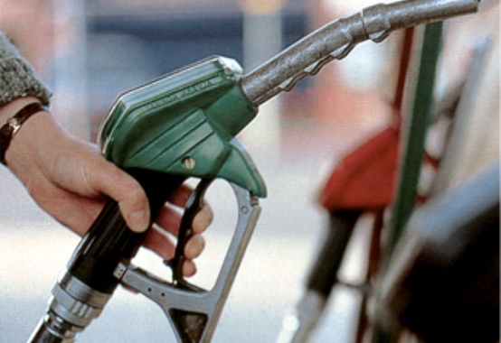 Governo reduz percentual de etanol que é misturado à gasolina Governo reduz percentual de etanol que é misturado à gasolina
