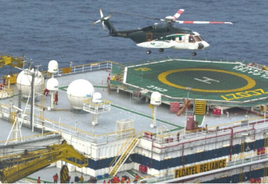 Líder Aviação recebe prêmio da Petrobras por desempenho em segurança aérea Líder Aviação recebe prêmio da Petrobras por desempenho em segurança aérea