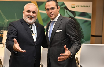 Jean Paul Prates da Petrobras e o CEO da Shell, Wael Sawan celebram na CERAWeek um ano da assinatura de memorando de entendimentos entre as empresas