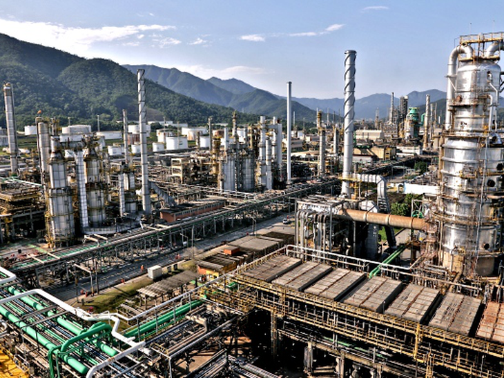 Com investimento estimado de US$ 1,2 bilhão, Petrobras aprova planta de BioQAV e diesel renovável na RPBC