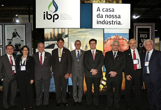 Hoje é o aniversário do IBP e o dia da indústria que movimenta o Brasil, a de petróleo e gás Hoje é o aniversário do IBP e o dia da indústria que movimenta o Brasil, a de petróleo e gás