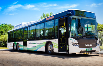 Scania e Itaipu Binacional apresentam ônibus abastecido com biometano