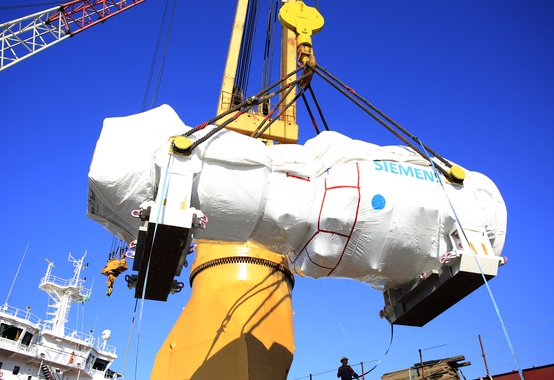 GNA recebe primeira turbina da Siemens para a UTE GNA I GNA recebe primeira turbina da Siemens para a UTE GNA I