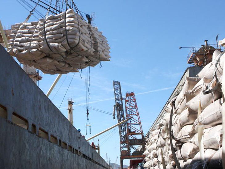 Embarque programado de açúcar do Brasil remete a exportação recorde, diz Datagro