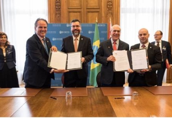 Governo britânico apoia entrada do Brasil à OCDE Governo britânico apoia entrada do Brasil à OCDE