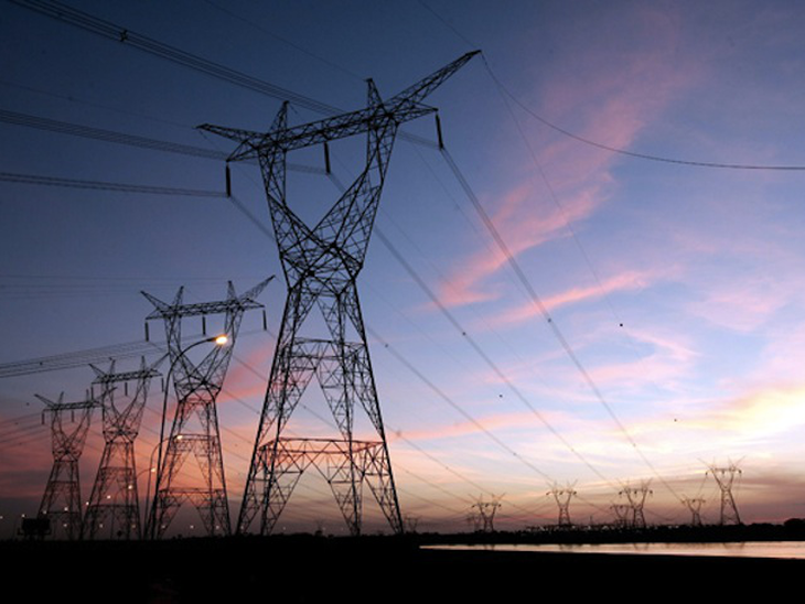 Sobe 59,3% nos últimos três anos o custo da energia elétrica para indústria nacional