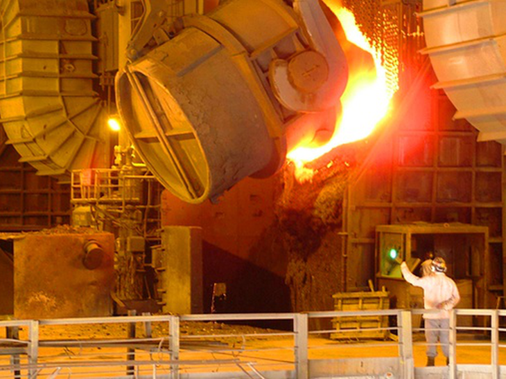 Produção mundial de aço bruto cresce, apesar do excesso de oferta  