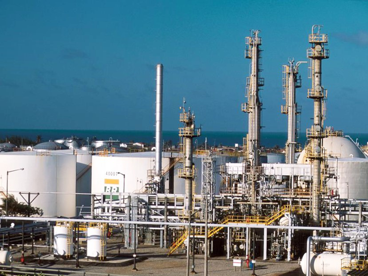 Refinaria Lubrificantes e Derivados do Nordeste, da Petrobras, completa 50 anos