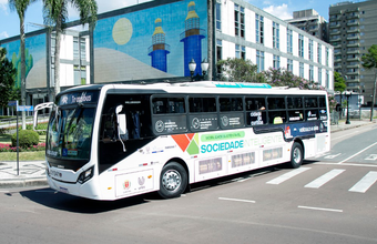 Curitiba inicia demonstração com ônibus Scania movido a GNV