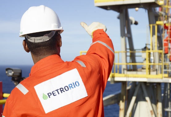 PetroRio apresenta um lucro recorde de R$ 71,5 milhões no 3º trimestre PetroRio apresenta um lucro recorde de R$ 71,5 milhões no 3º trimestre
