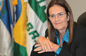 Dilma tira Graça Foster e toda a diretoria do comando da Petrobras