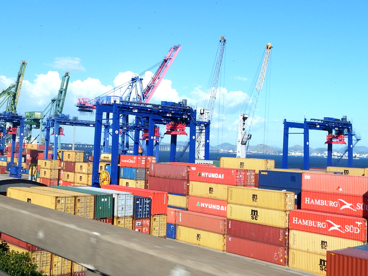 Prazo médio para exportação pode cair 40% com simplificação de processos