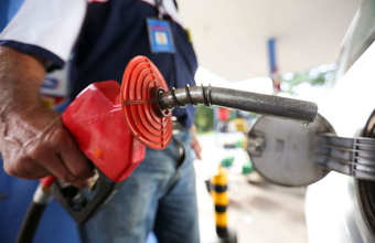 Na primeira quinzena de 2021, preço da gasolina apresenta alta de 1,91%